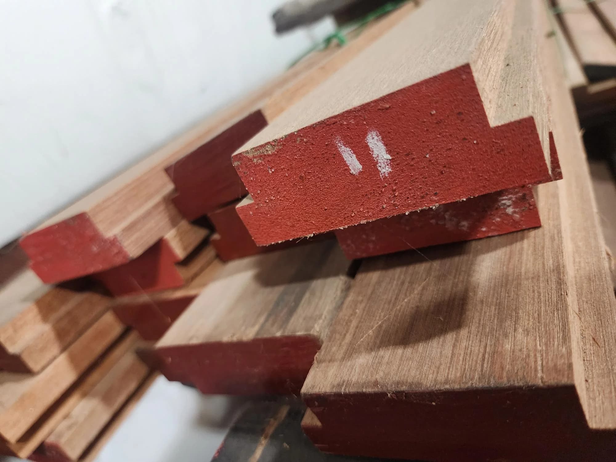 Apitong, Keruing 1-5/16" x 3-3/4" (net 3" face)  Std + Btr T-Board KD