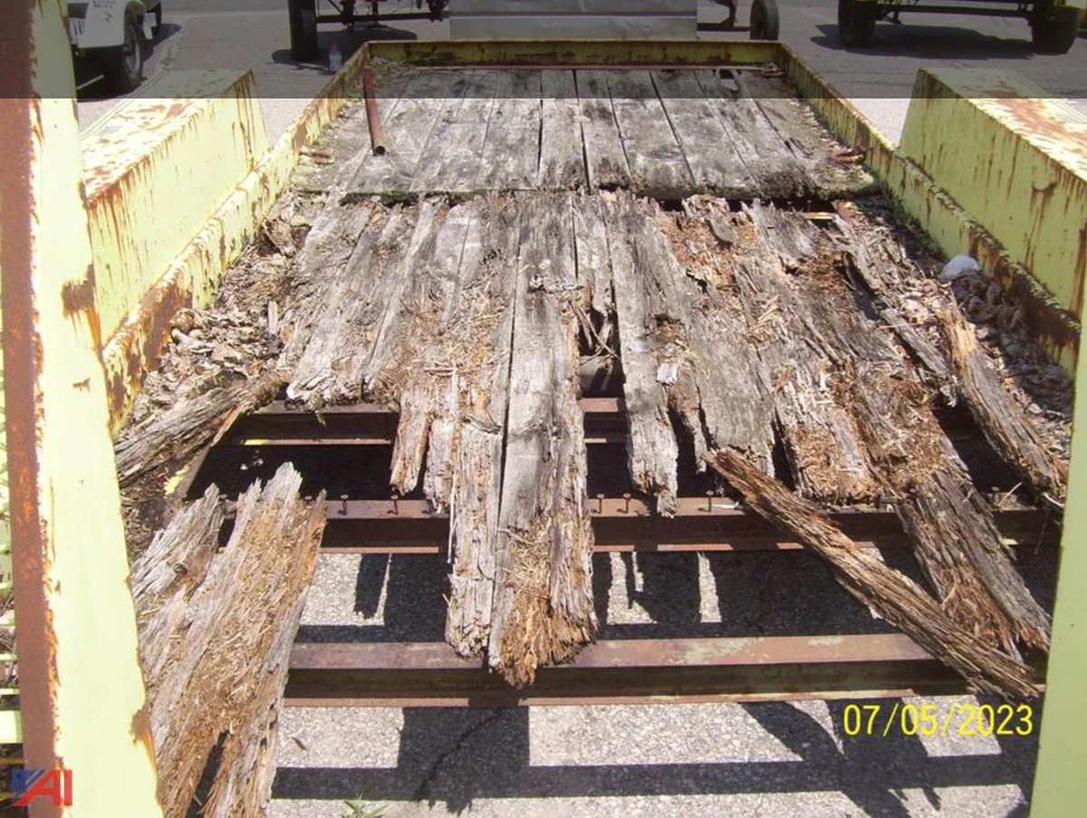 When To Replace Trailer Flooring Instead of Repair