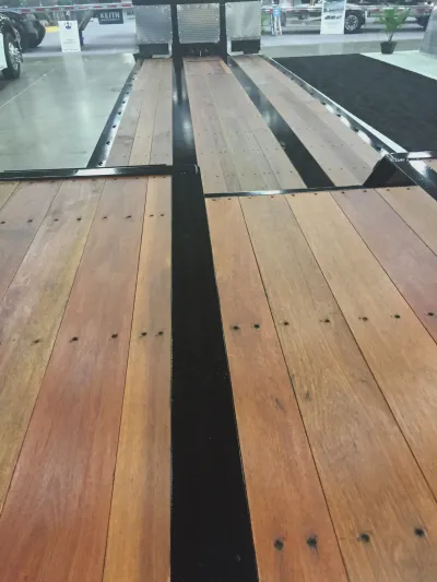 Drop Deck Trailer Installation 2
