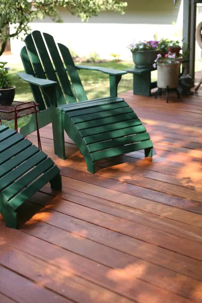 Angelim Pedra Decking Green Loungers